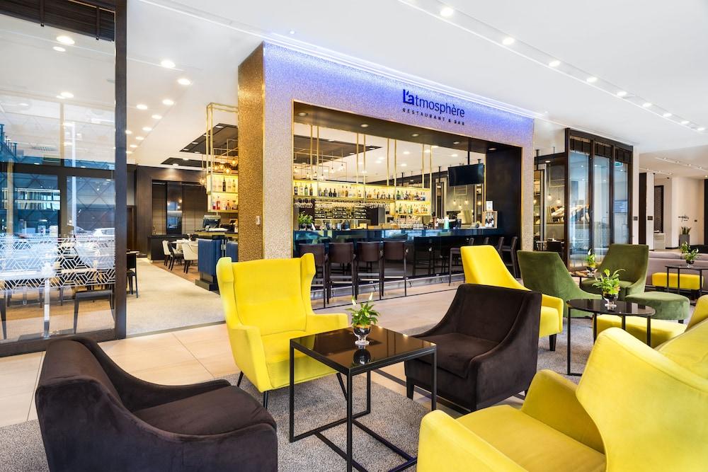 Hilton Garden Inn Krakow Airport Экстерьер фото