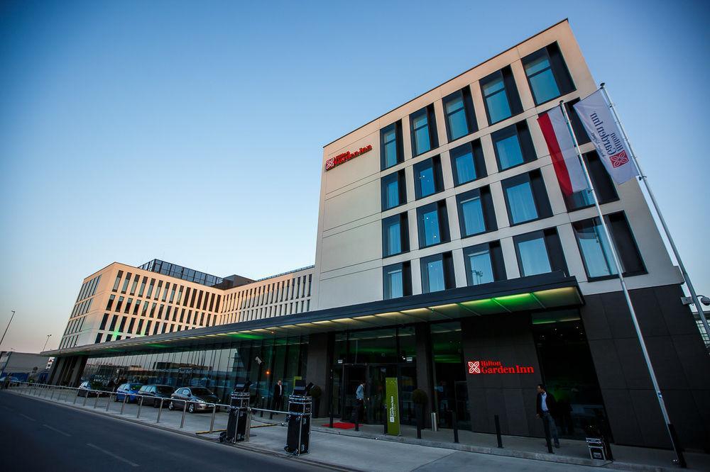 Hilton Garden Inn Krakow Airport Экстерьер фото